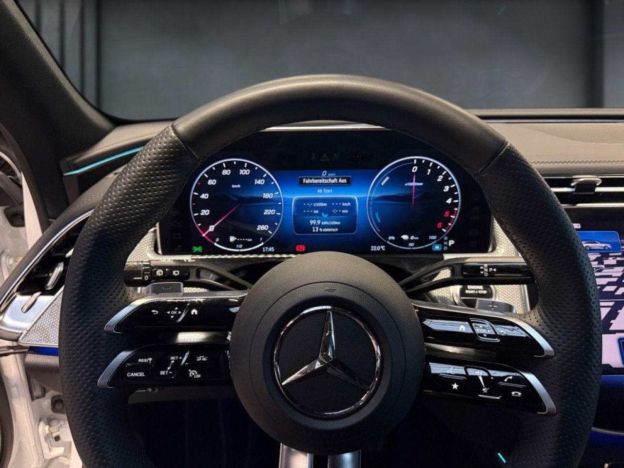 Mercedes-Benz E-Klasse – Bild 7