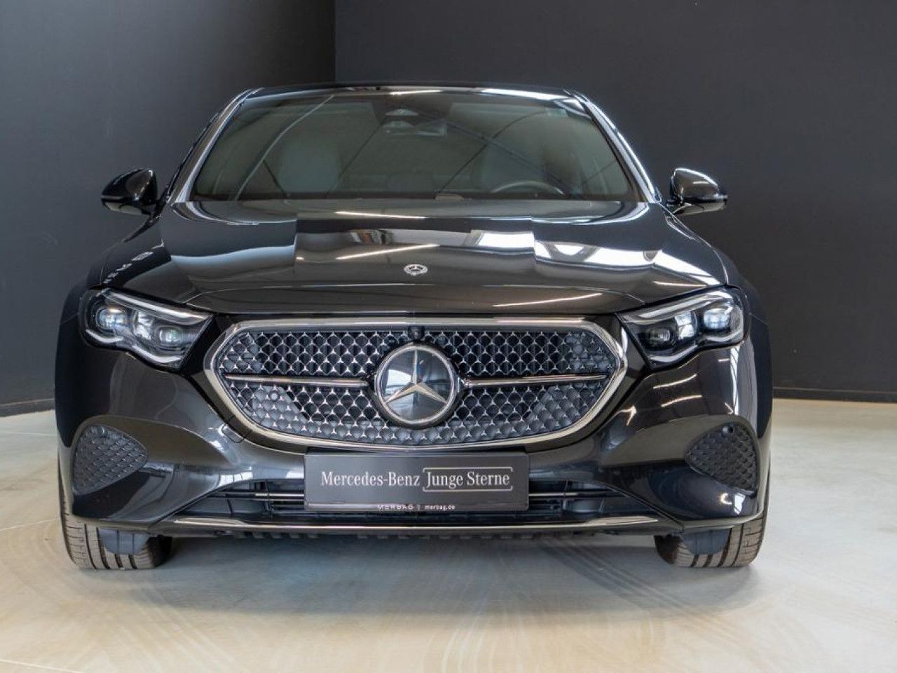 Mercedes-Benz E-Klasse – Bild 2