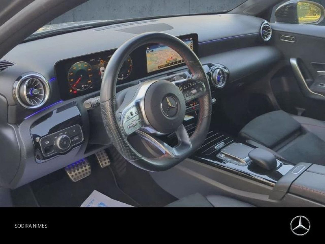 Photo du v&eacute;hicule 13 / 18