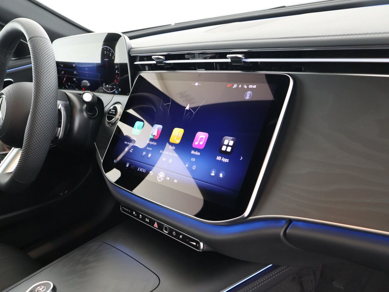 Mercedes-Benz E-Klasse – Bild 17