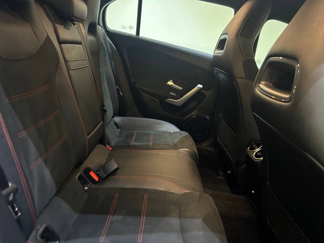 Photo du véhicule 14 / 18