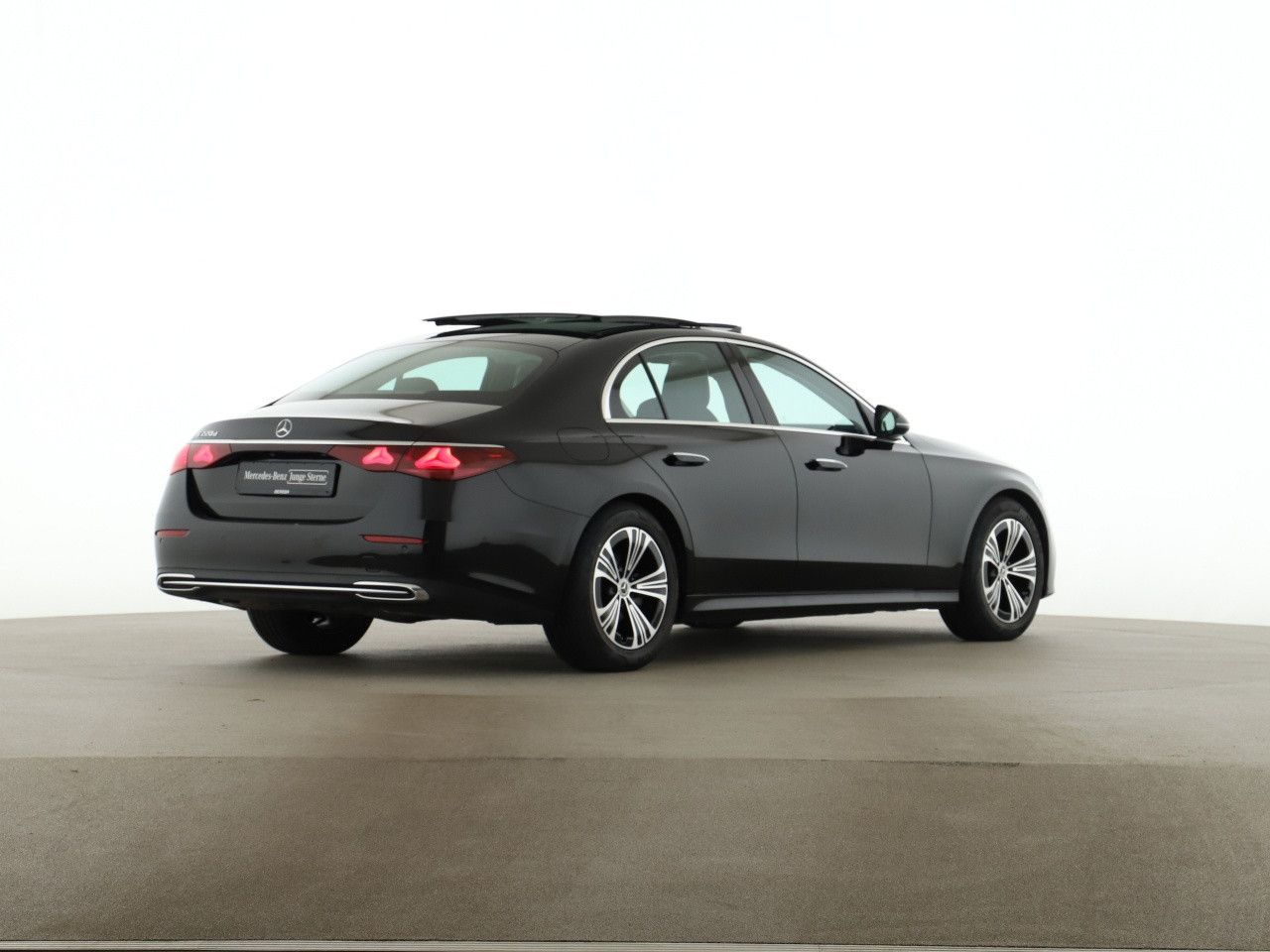 Mercedes-Benz E-Klasse – Bild 6