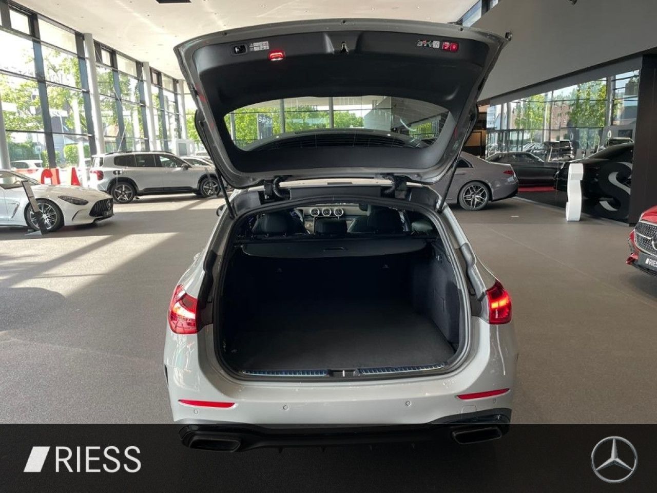 Mercedes-Benz C-Klasse – Bild 17
