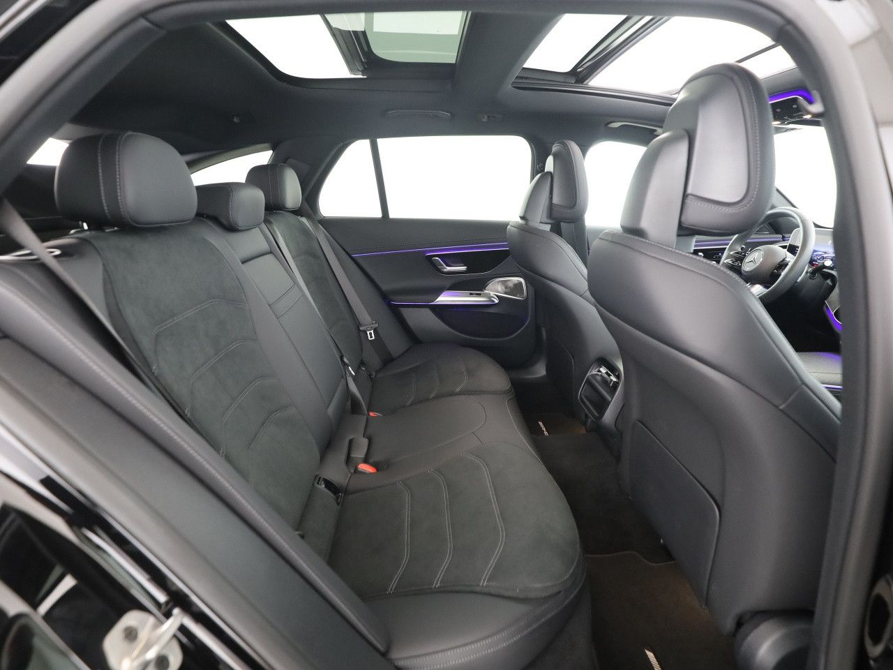 Mercedes-Benz E-Klasse – Bild 14