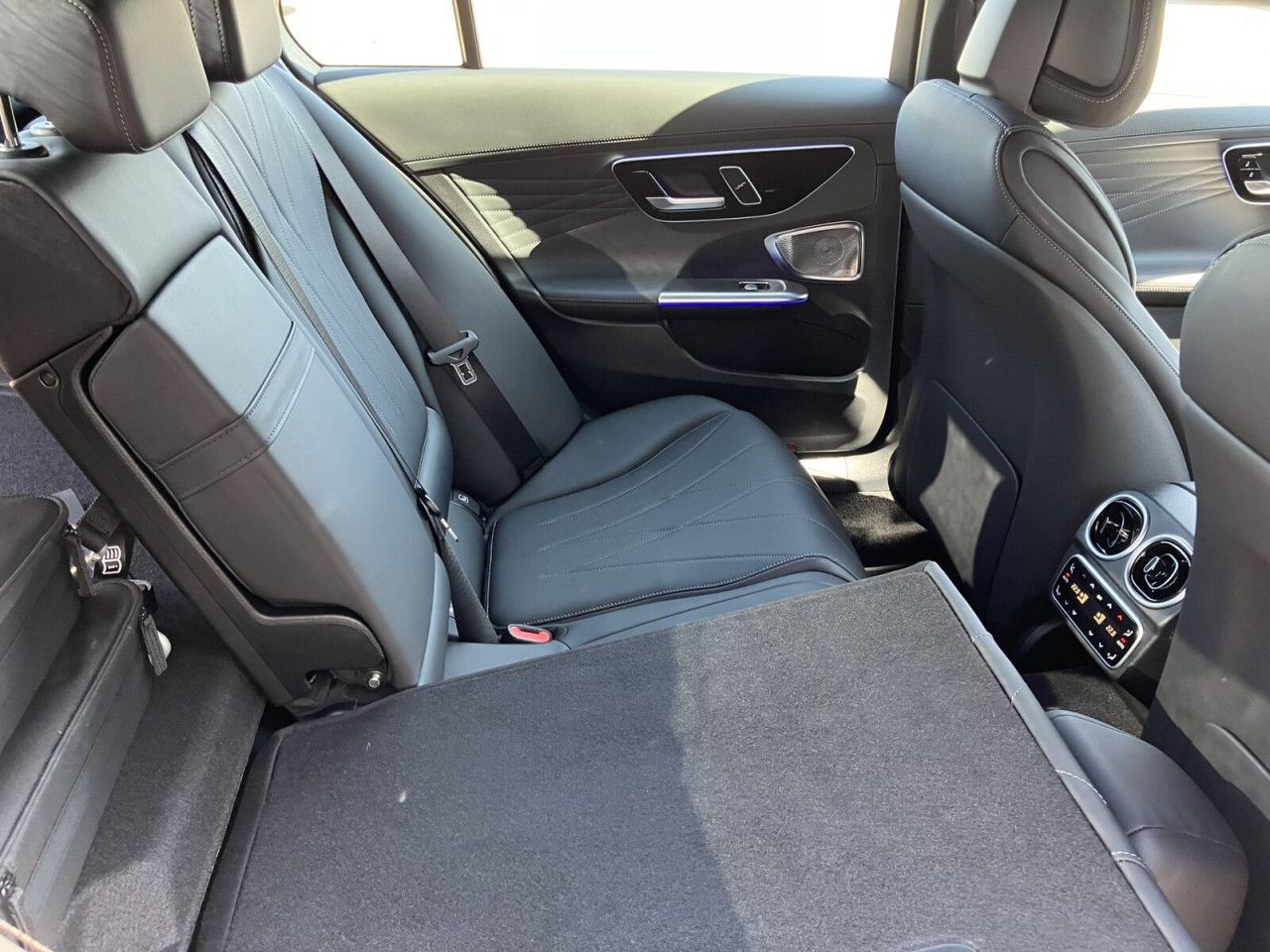 Mercedes-Benz C-Klasse – Bild 9