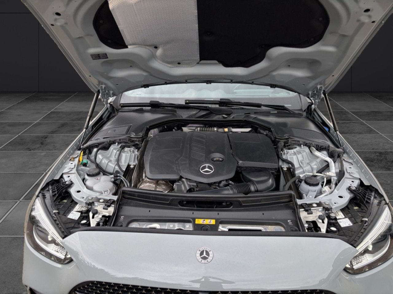 Mercedes-Benz C-Klasse – Bild 21