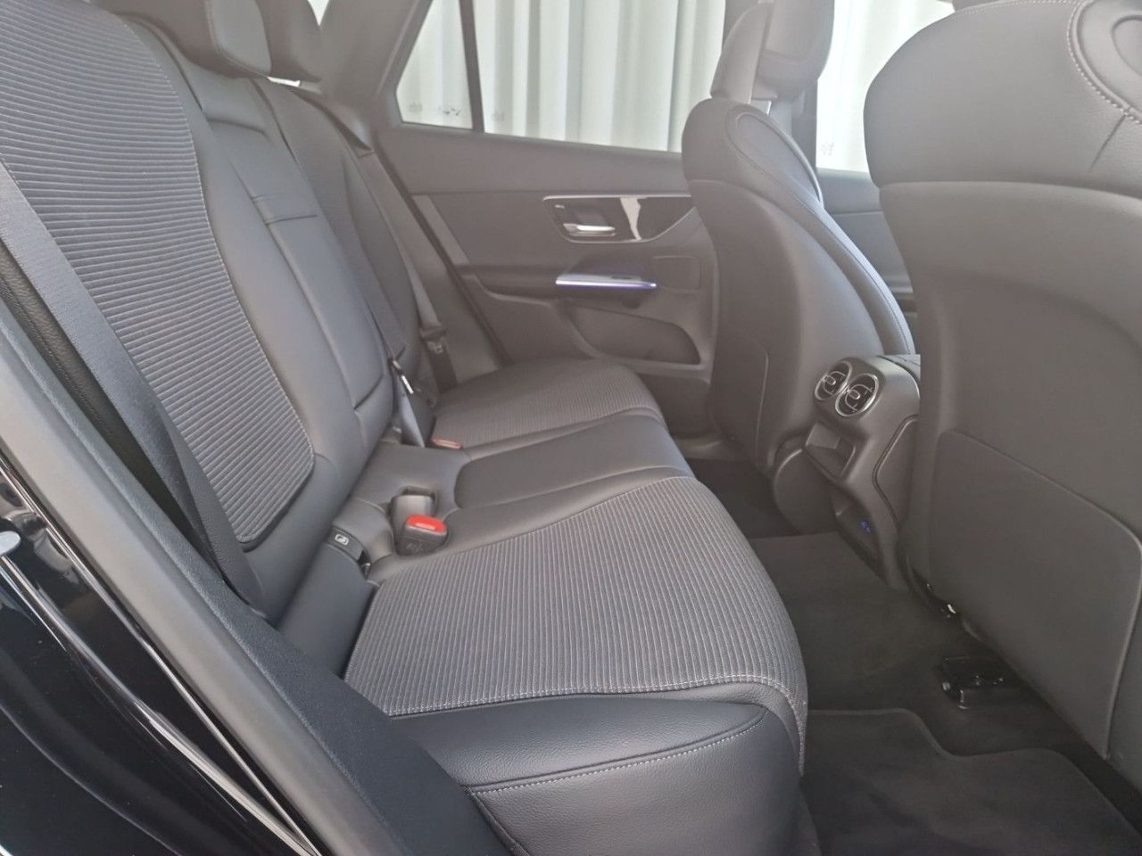 Fahrzeugbild 17 / 25