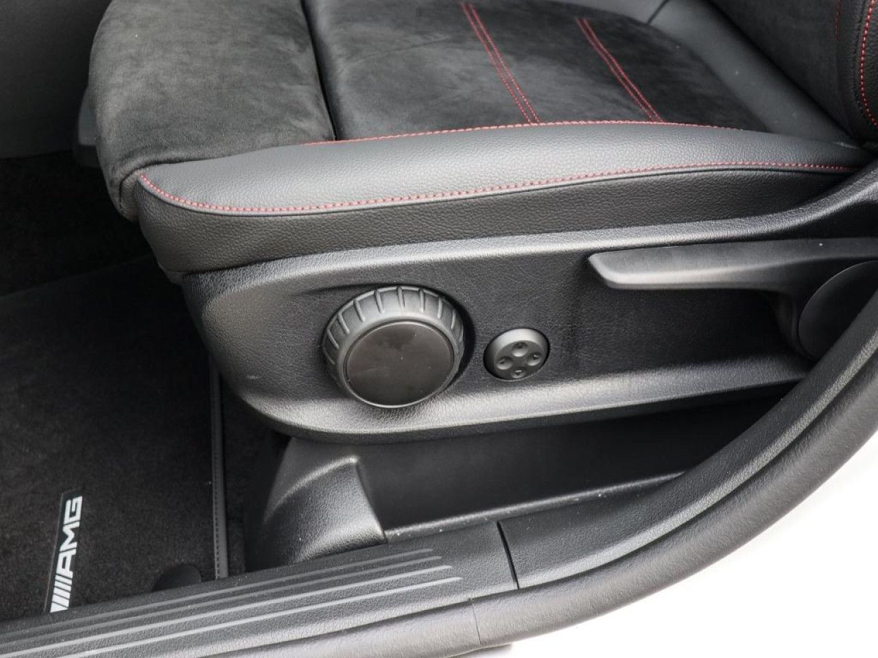 Mercedes-Benz GLB – Bild 15