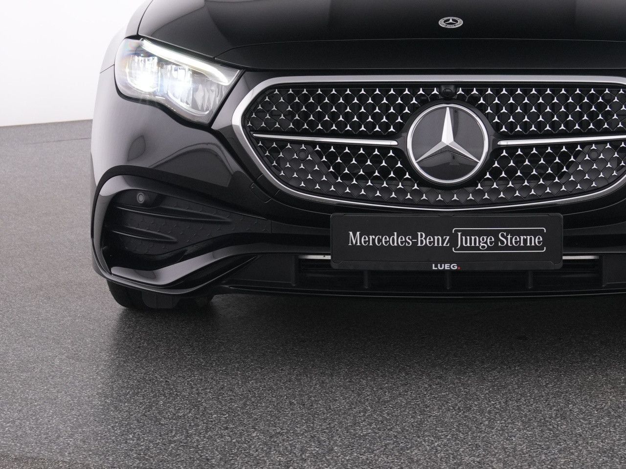 Mercedes-Benz E-Klasse – Bild 16