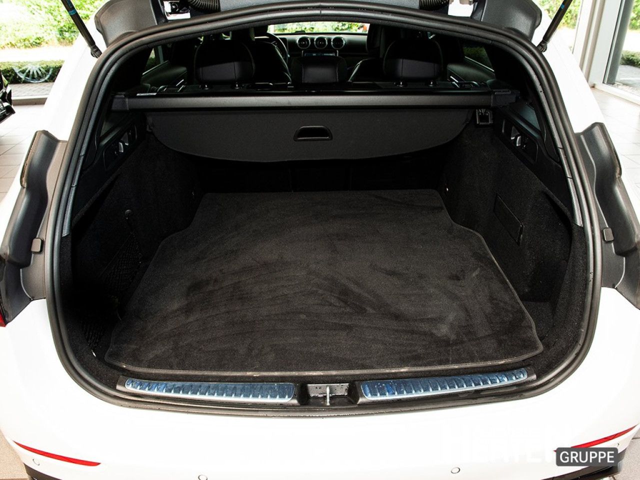 Mercedes-Benz C-Klasse – Bild 16