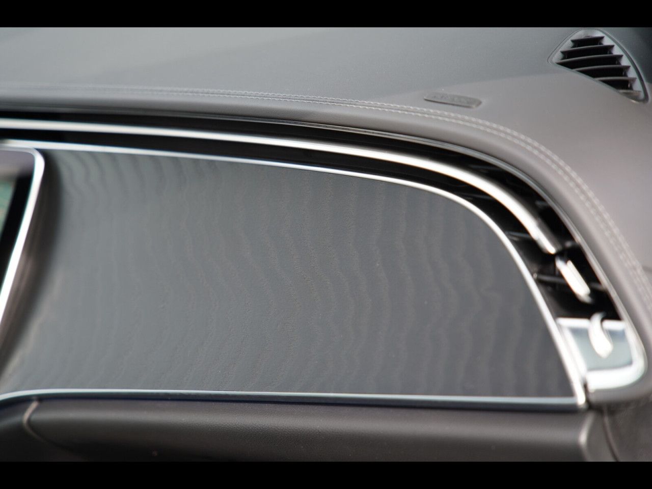 Mercedes-Benz E-Klasse – Bild 26