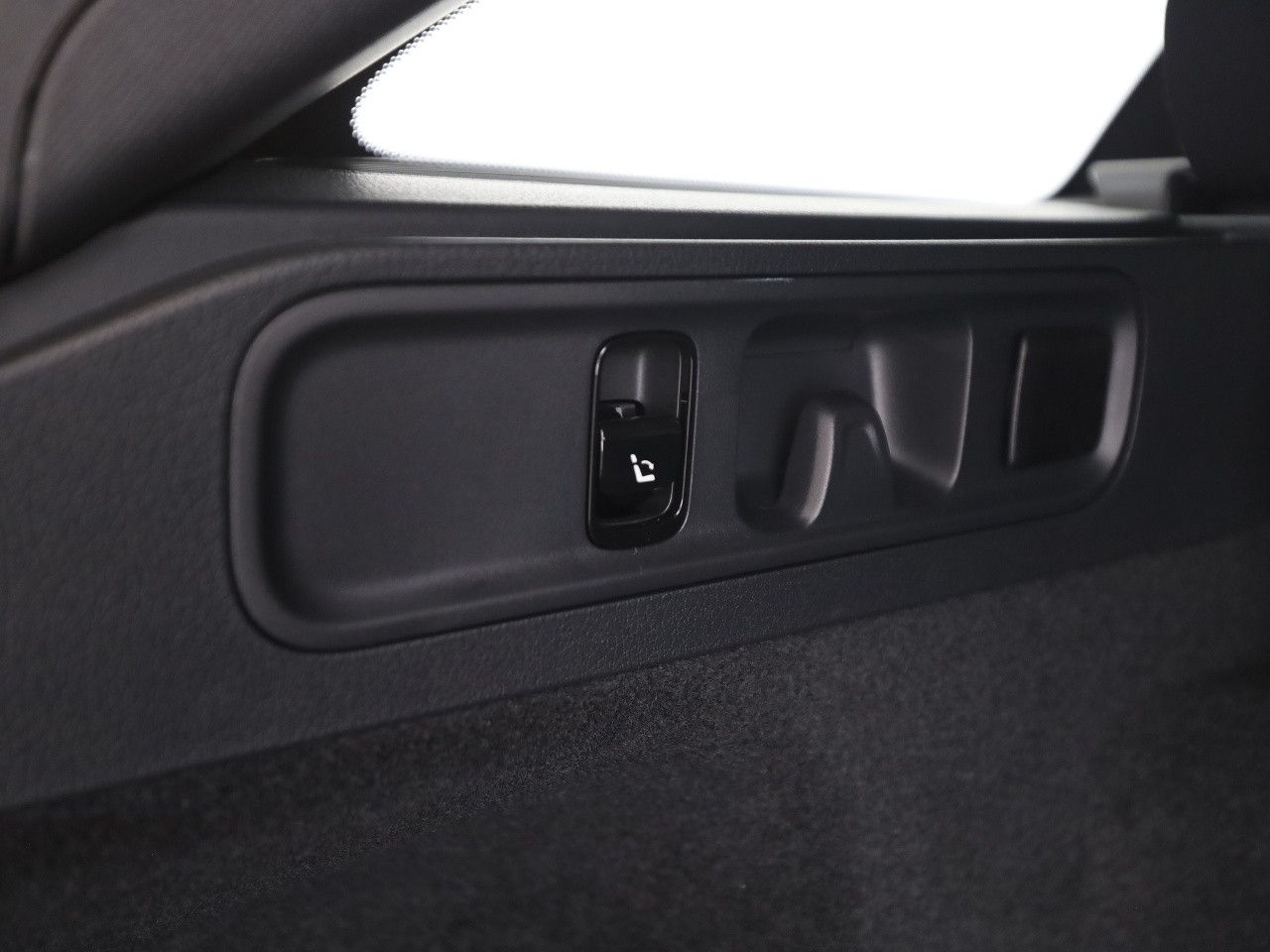 Mercedes-Benz C-Klasse – Bild 25