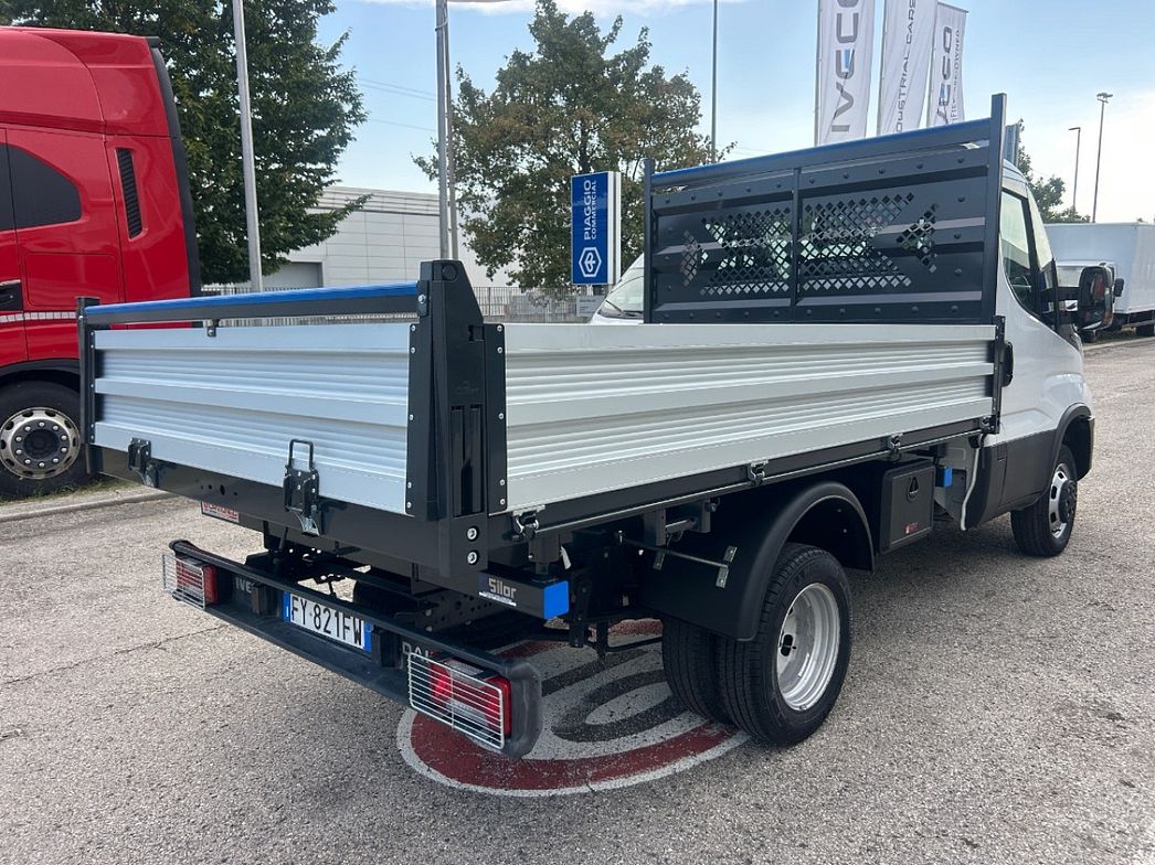 IVECO | IVECO DAILY 35C14 RIBALTABILE TRILATERALE