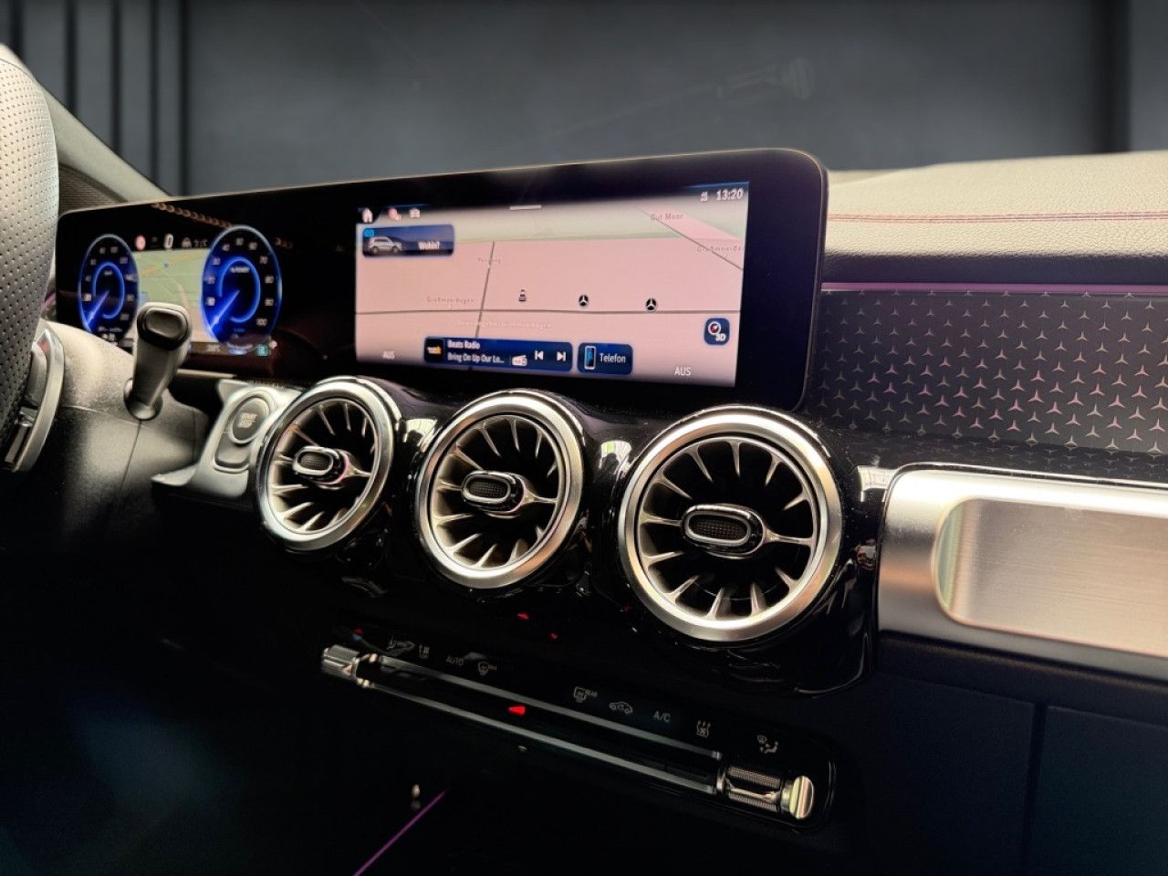 Mercedes-Benz EQB – Bild 12