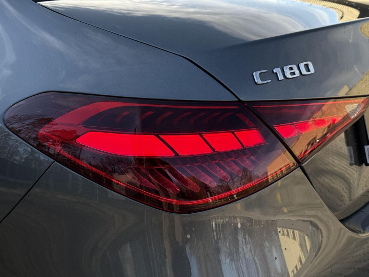 Zdj&eogon;cie pojazdu 12 / 23