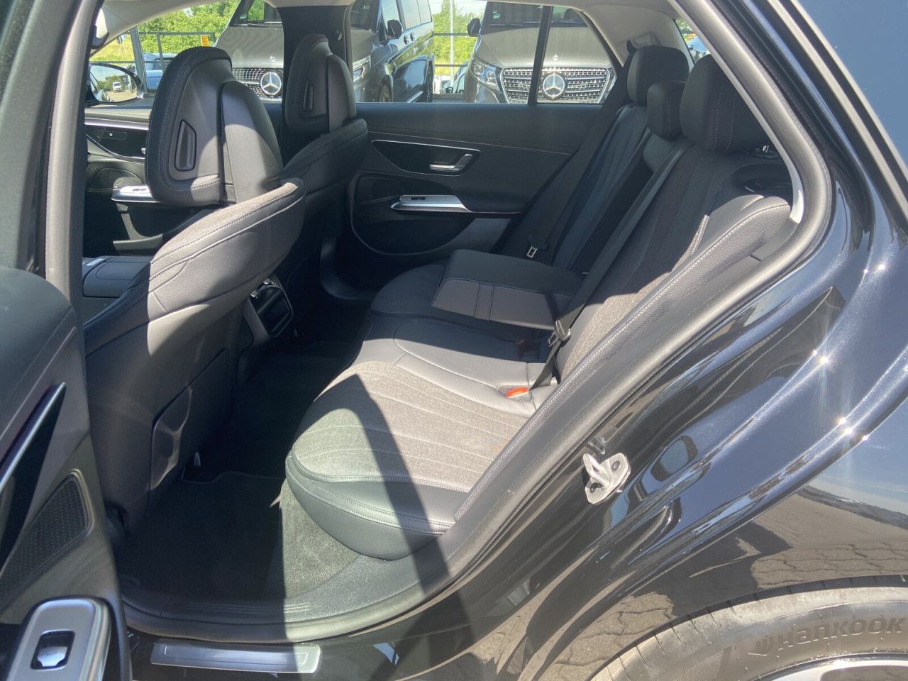 Mercedes-Benz E-Klasse – Bild 17