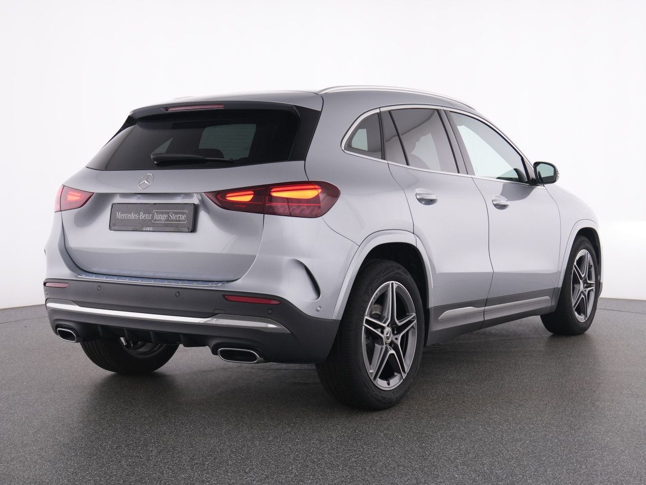 Mercedes-Benz GLA – Bild 2