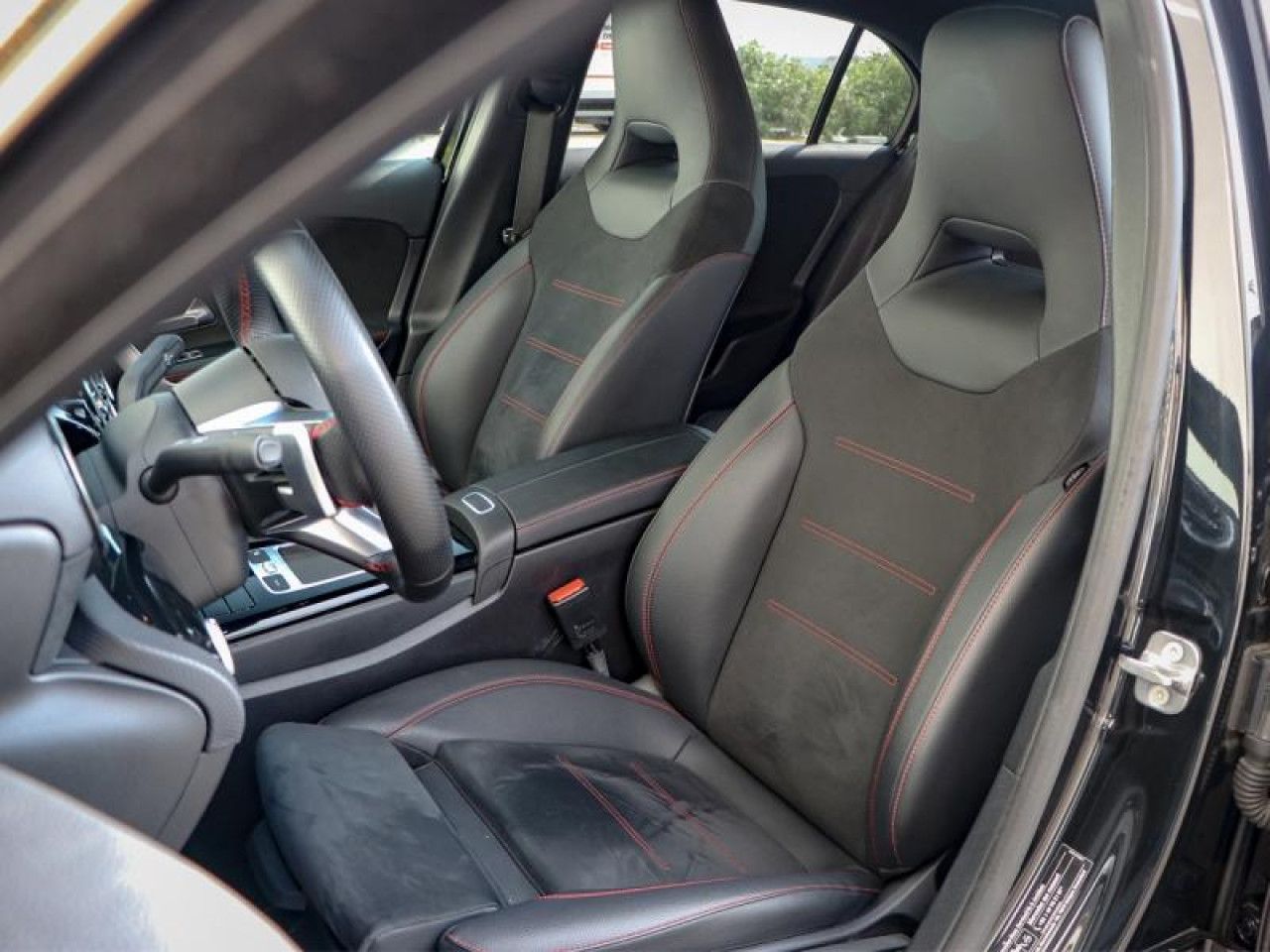 Photo du v&eacute;hicule 5 / 18