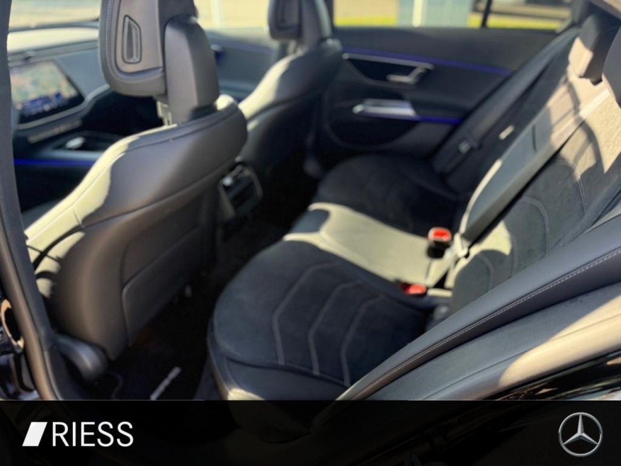 Mercedes-Benz E-Klasse – Bild 6
