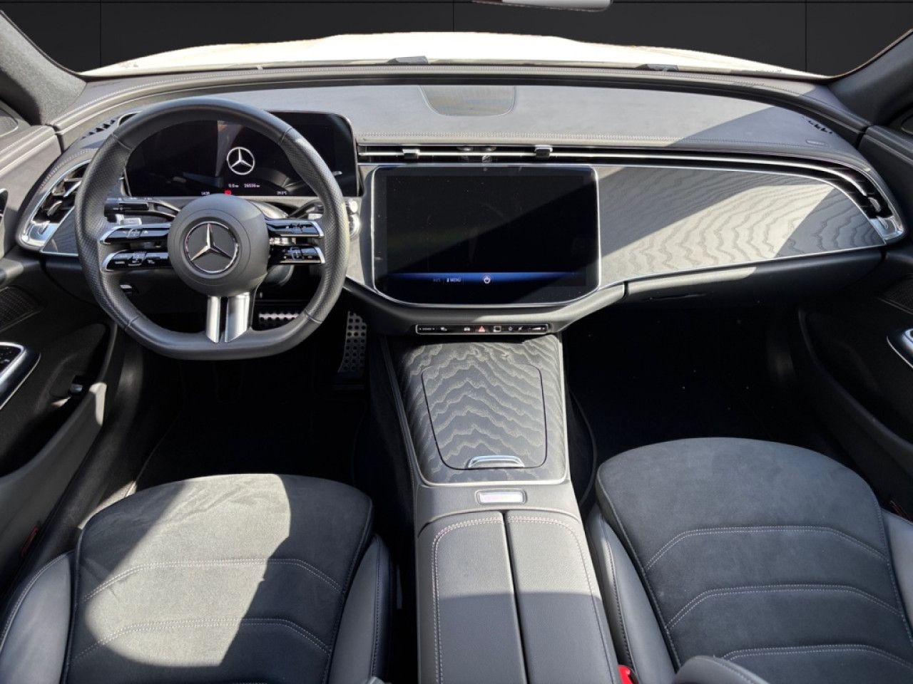 Mercedes-Benz E-Klasse – Bild 12