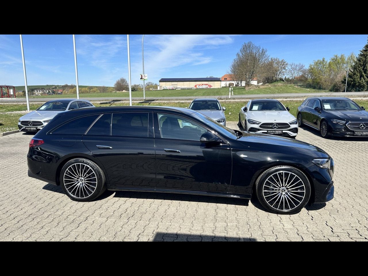 Mercedes-Benz E-Klasse – Bild 4