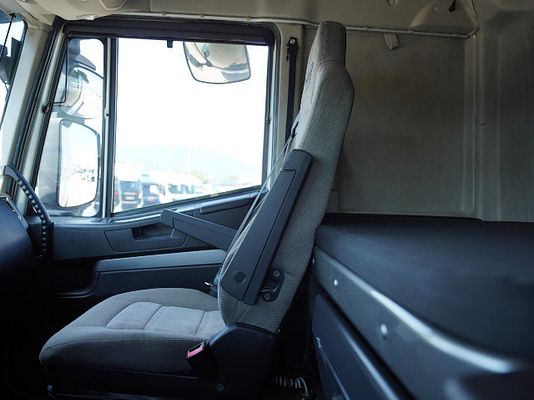 Vehicle image 15 / 15