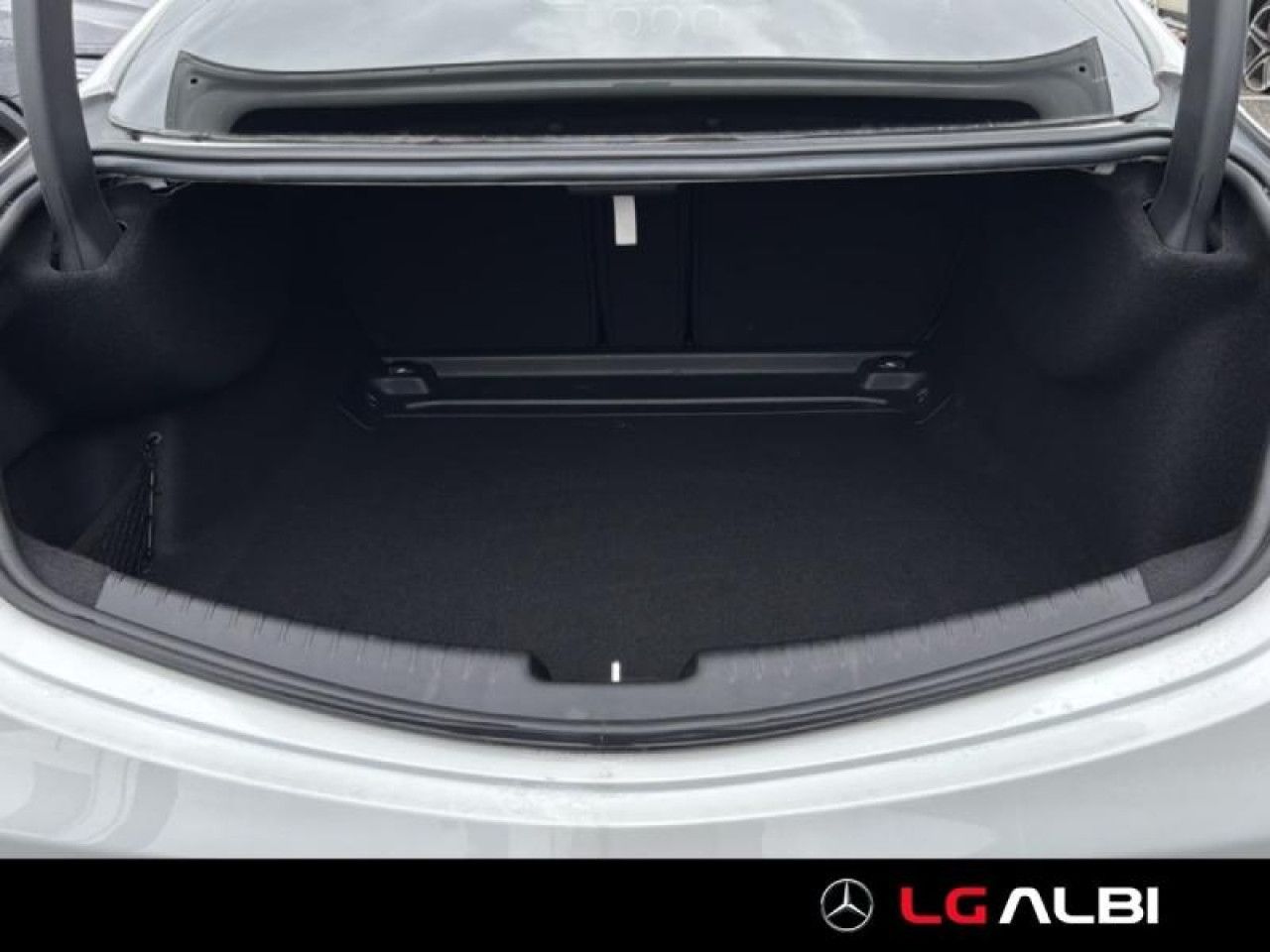 Photo du v&eacute;hicule 12 / 18