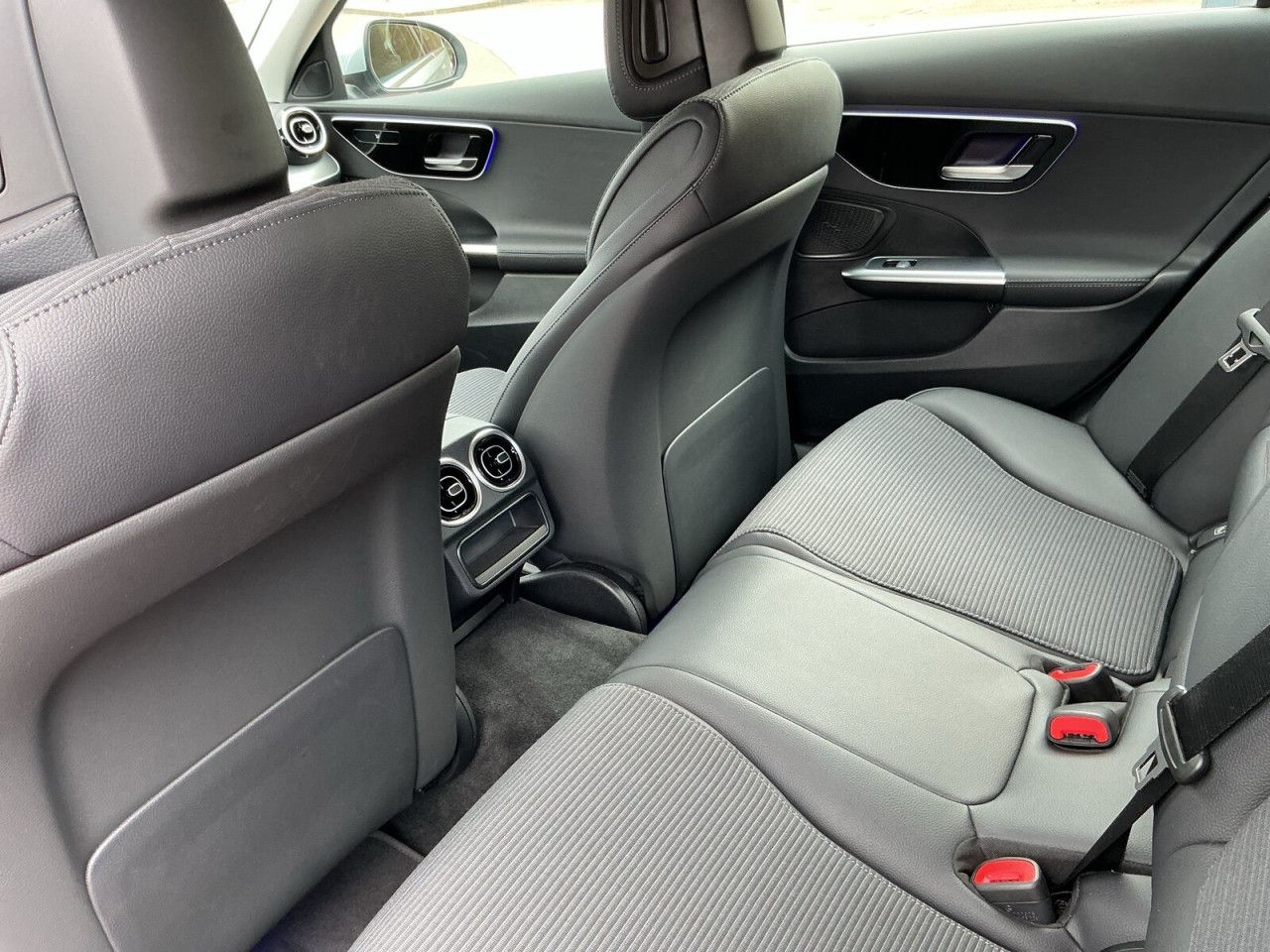 Mercedes-Benz C-Klasse – Bild 18
