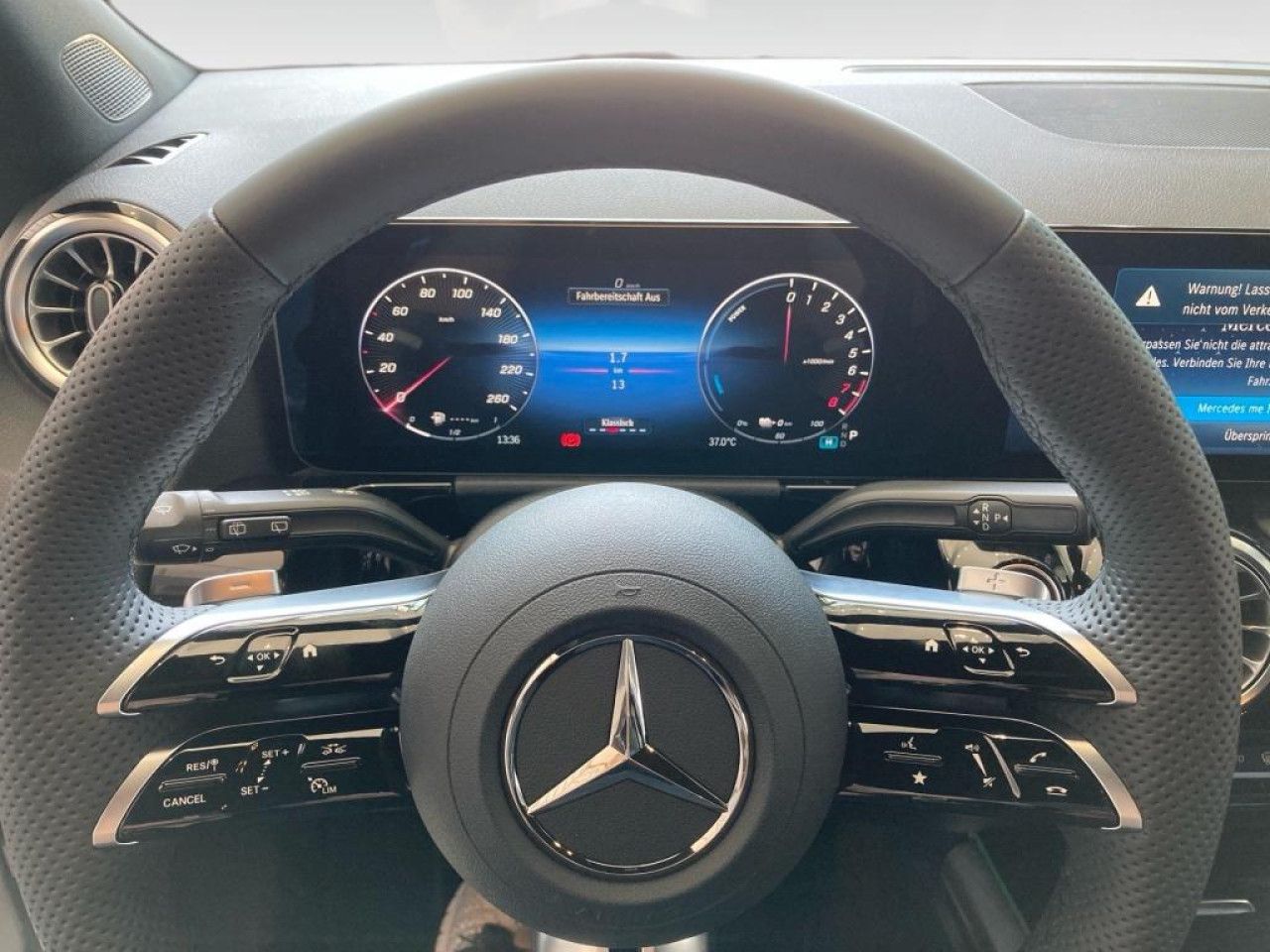 Mercedes-Benz GLA – Bild 11