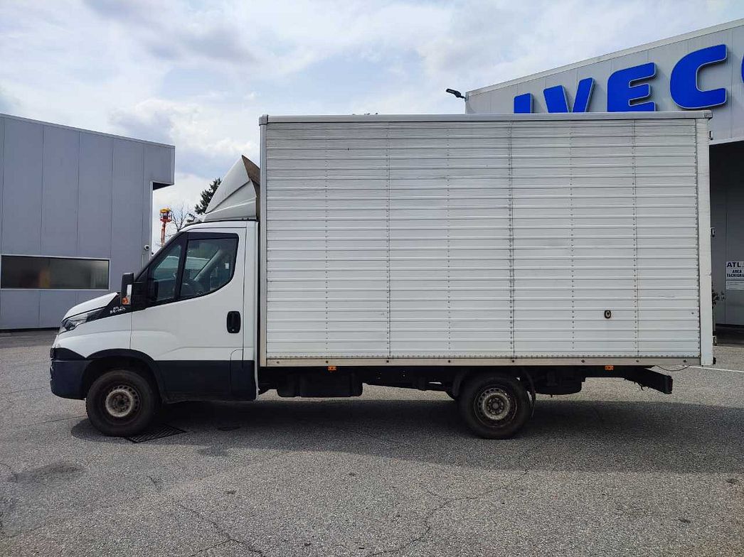 IVECO | DAILY 35S15 BOX