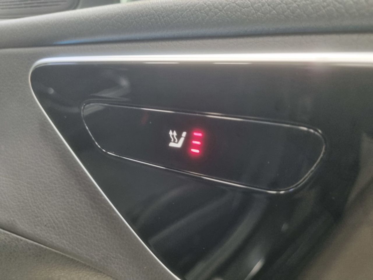 Photo du v&eacute;hicule 14 / 18