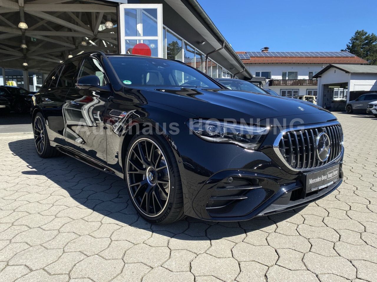 Mercedes-Benz E-Klasse – Bild 2