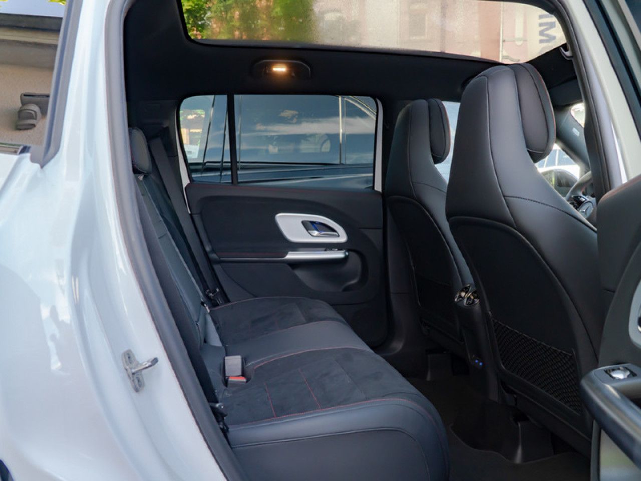 Mercedes-Benz GLB – Bild 9