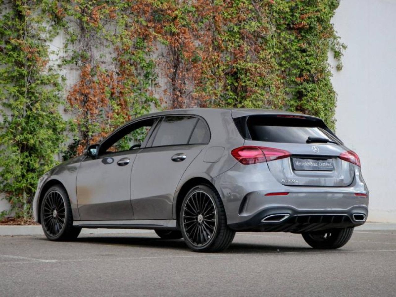 Photo du v&eacute;hicule 9 / 18