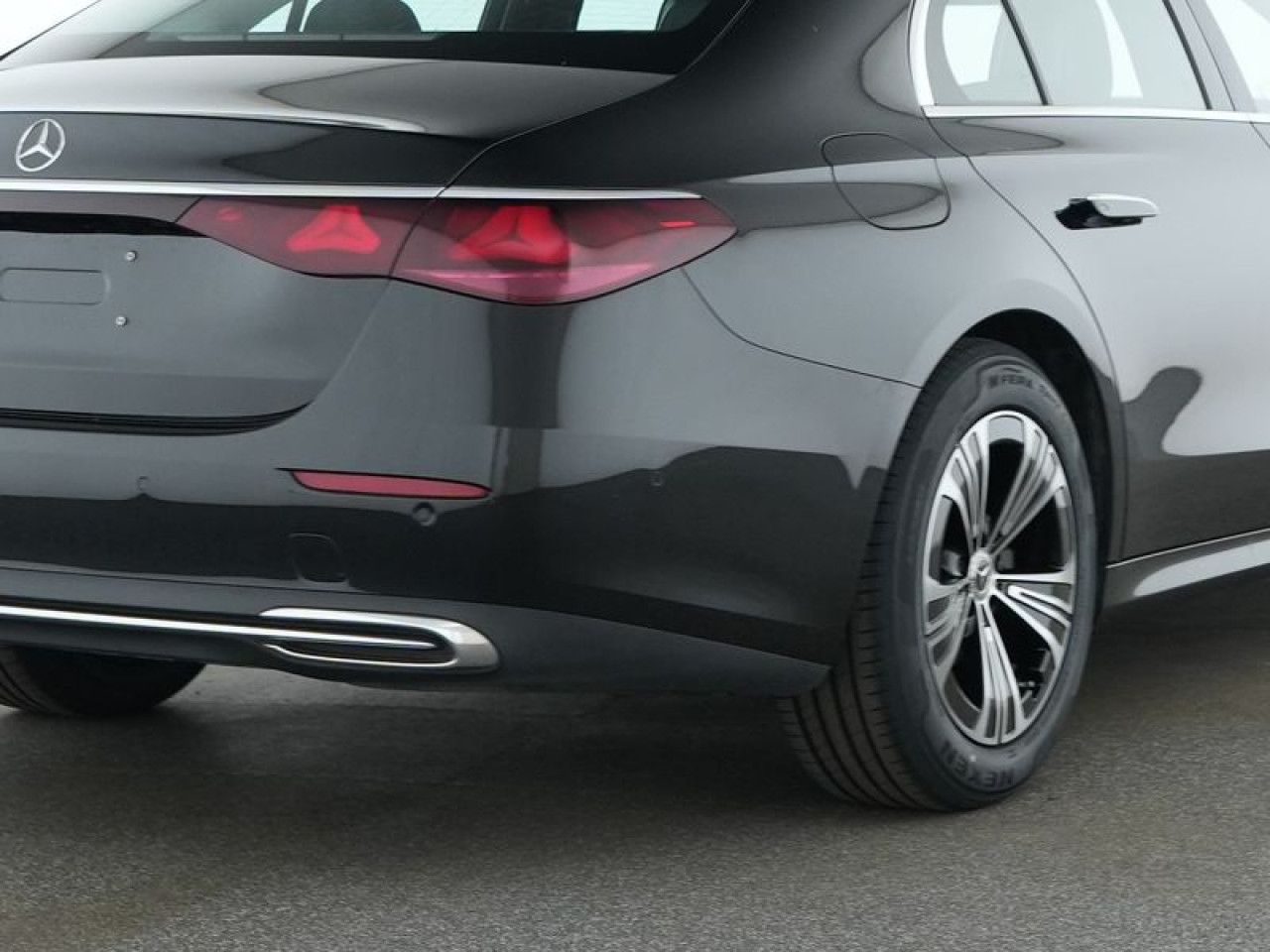 Mercedes-Benz E-Klasse – Bild 3