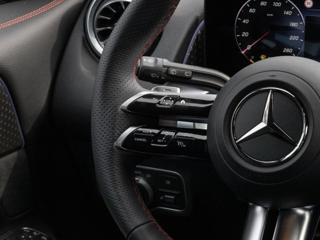 Mercedes-Benz GLB – Bild 13