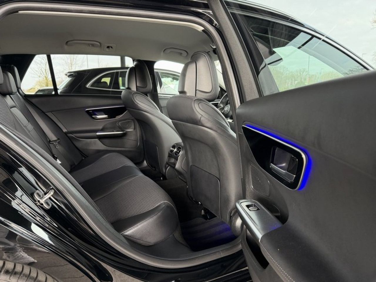 Mercedes-Benz C-Klasse – Bild 9