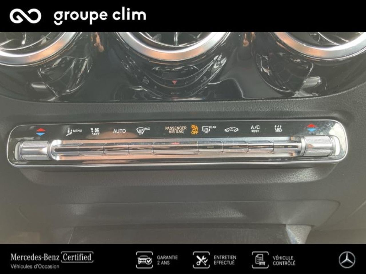 Photo du v&eacute;hicule 16 / 18