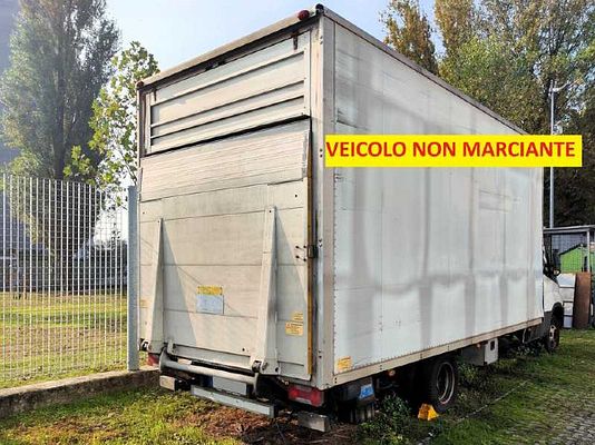 Immagine del veicolo 3 / 13