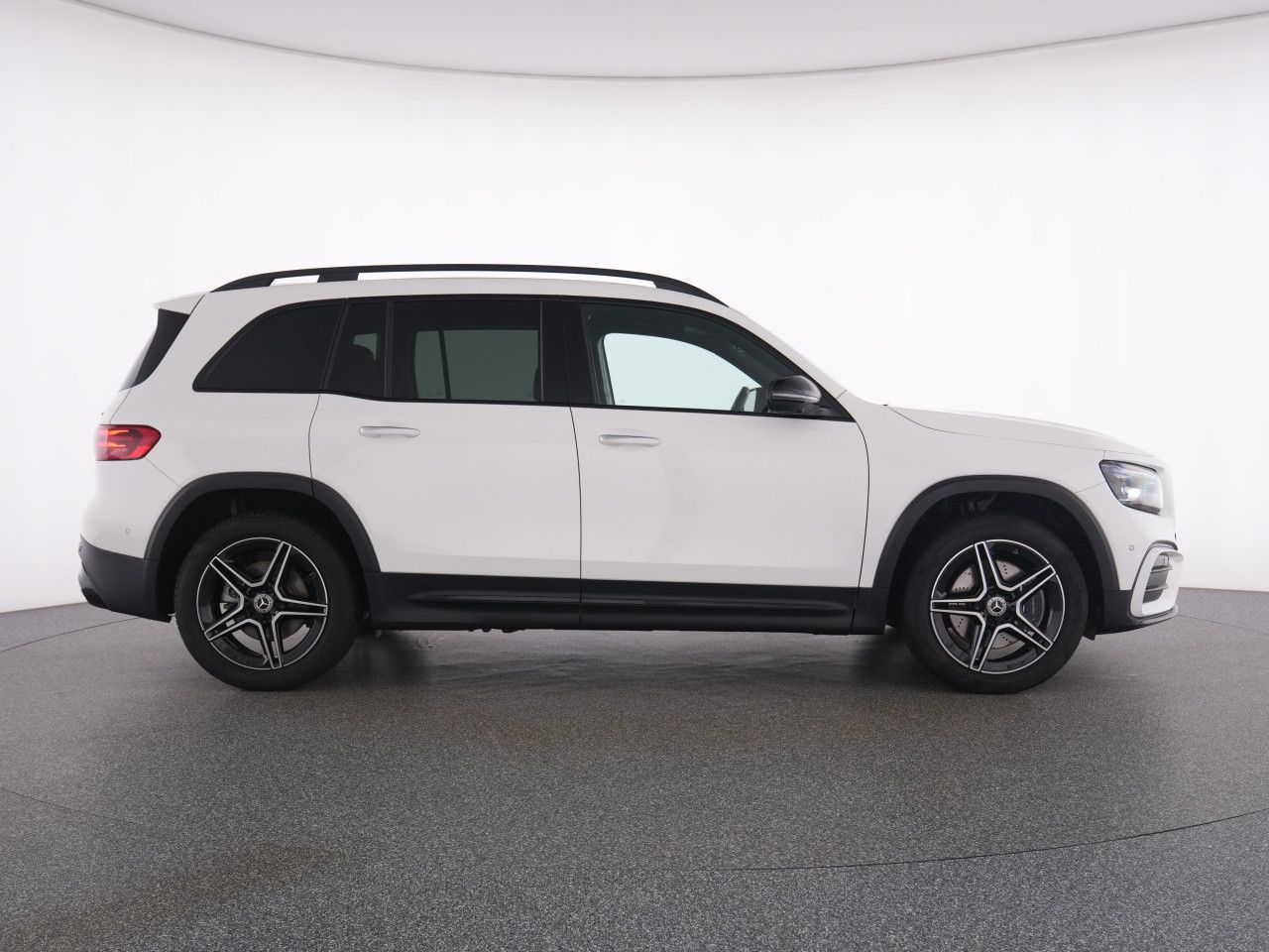 Mercedes-Benz GLB – Bild 11