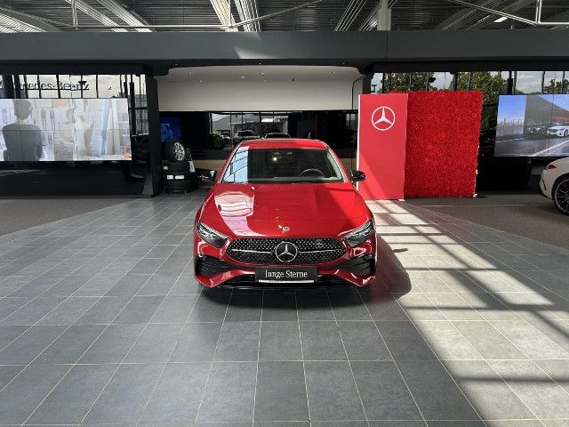Mercedes-Benz A 220