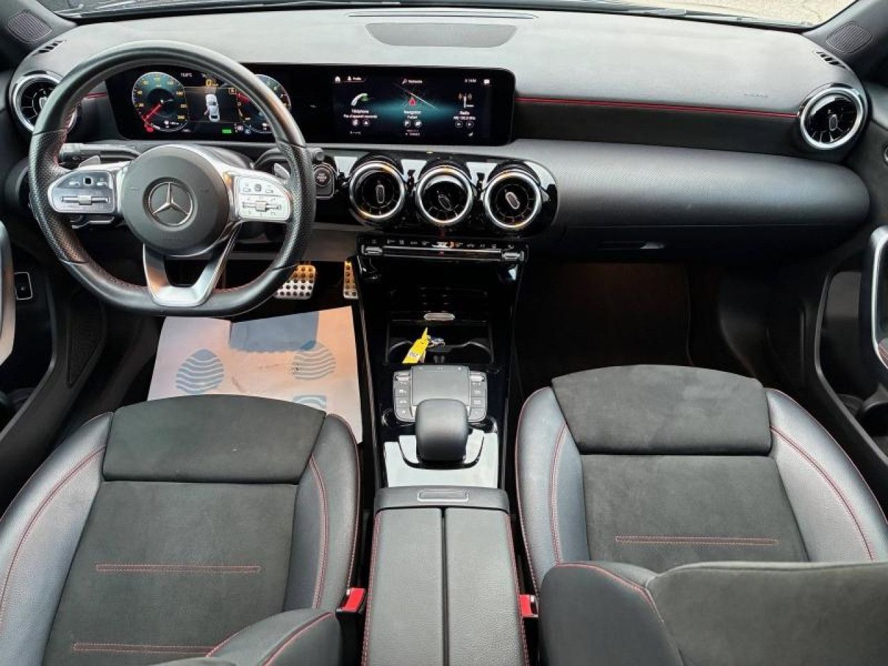 Photo du v&eacute;hicule 10 / 10