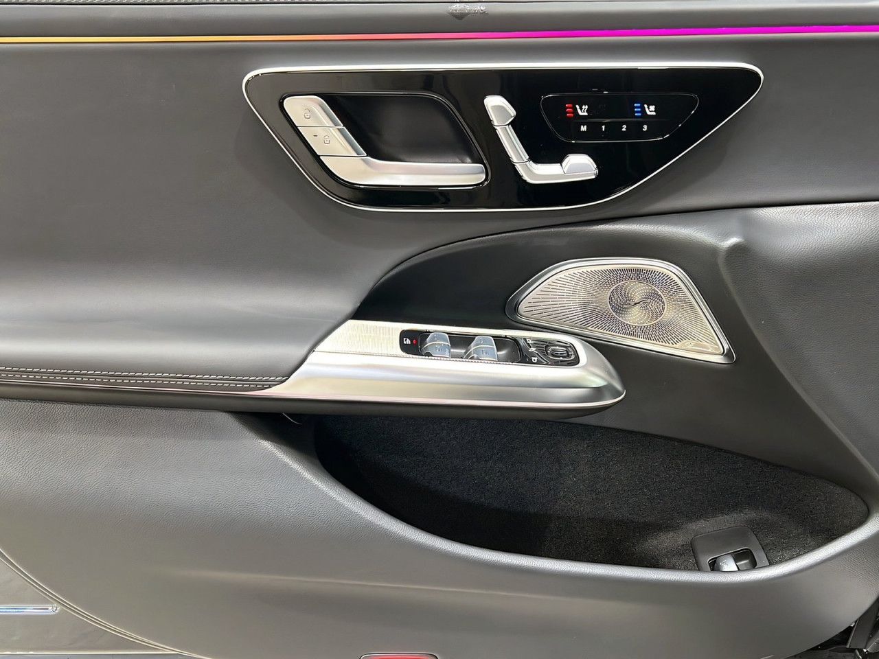 Mercedes-Benz E-Klasse – Bild 13