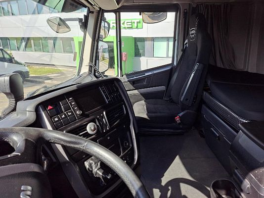 Vehicle image 6 / 7