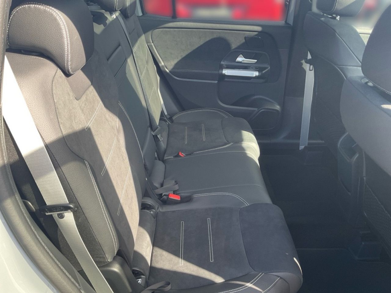 Mercedes-Benz GLB – Bild 12