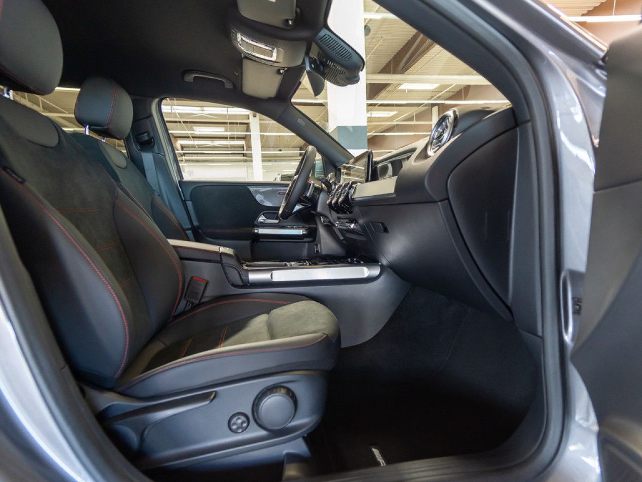 Mercedes-Benz GLB – Bild 2