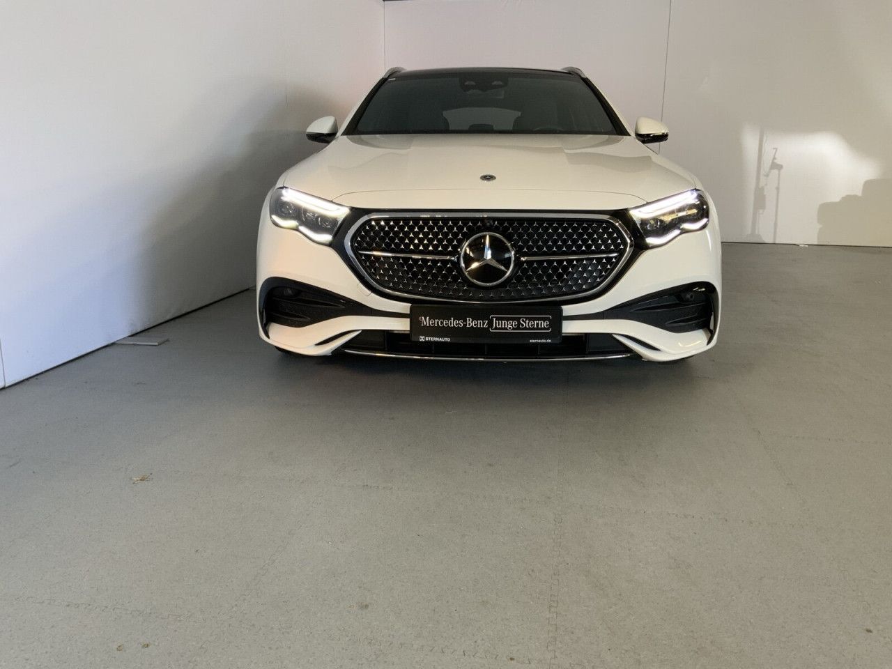 Mercedes-Benz E-Klasse – Bild 2