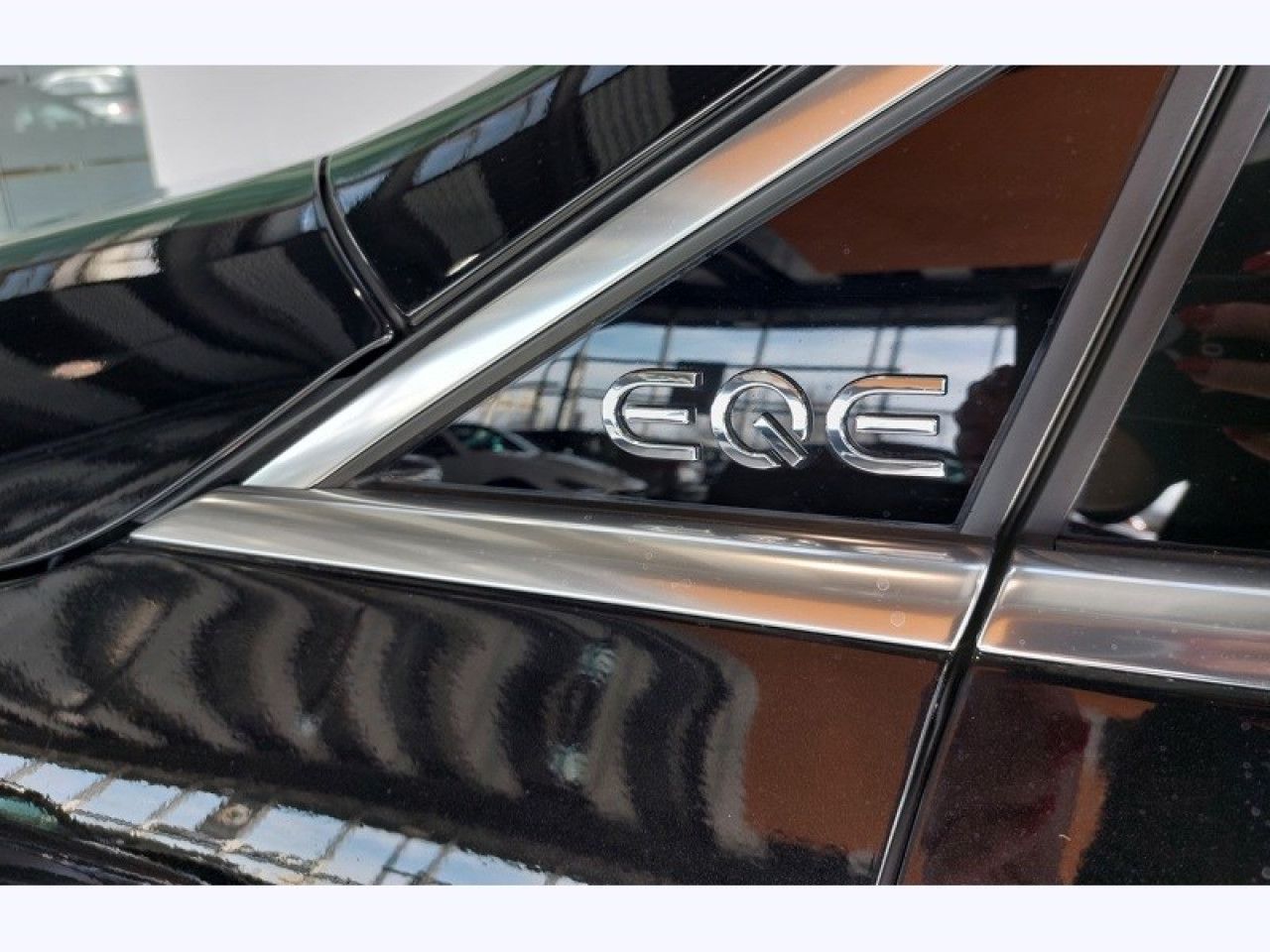 Photo du v&eacute;hicule 16 / 18