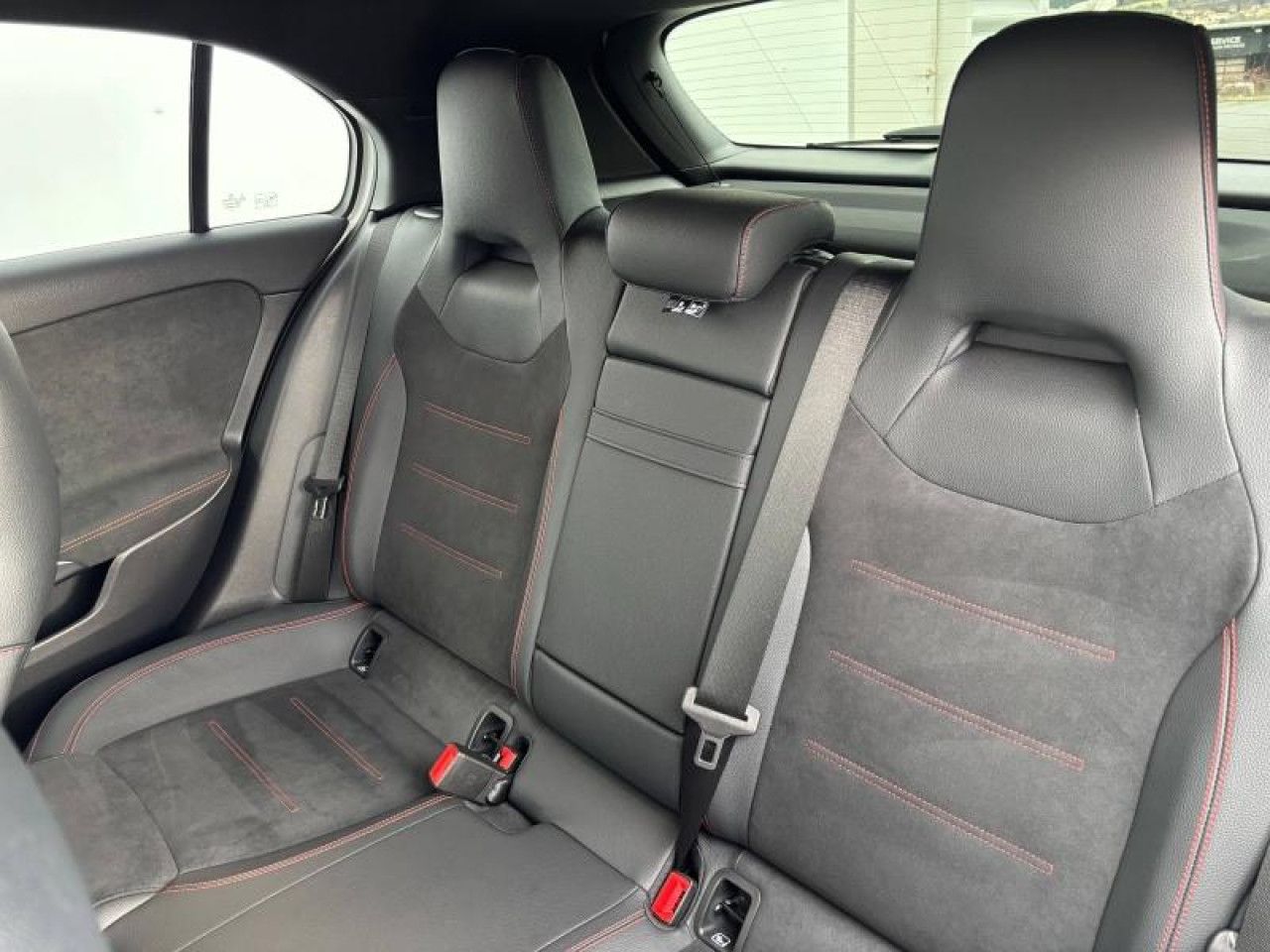 Photo du v&eacute;hicule 11 / 16