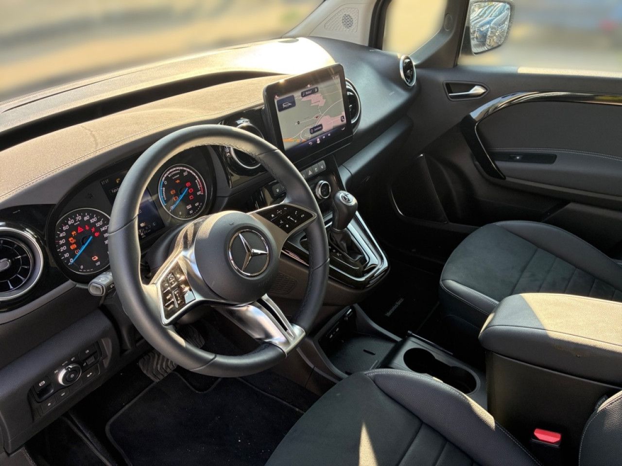 Mercedes-Benz EQT – Bild 10